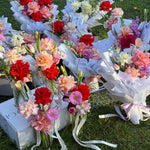 Gia Studio - Daily Vase and bouquets with reflexed roses in bubble vase