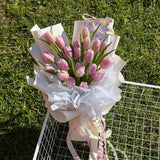TULIPS EN MASSE