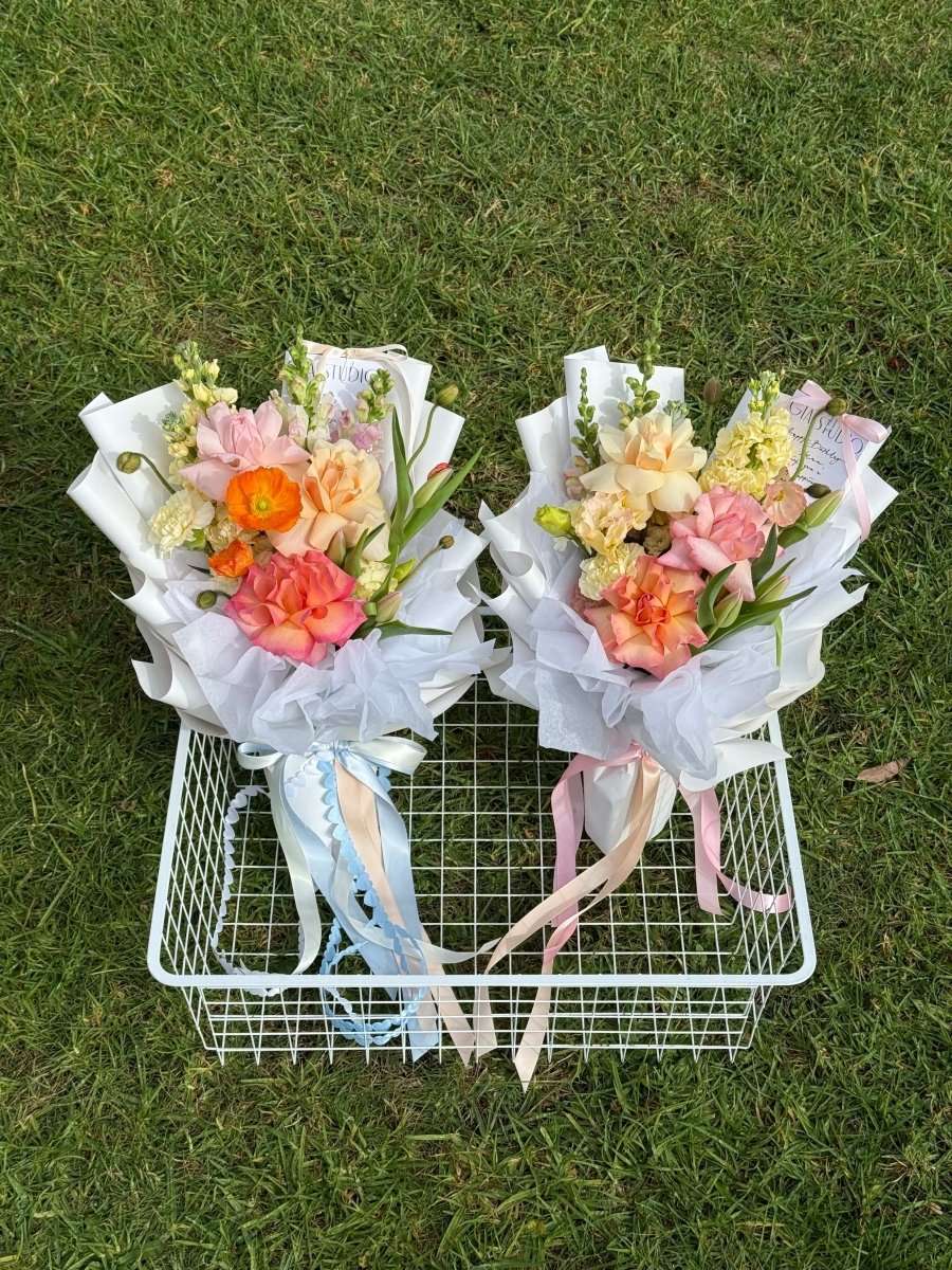 DAILY BLOOMS - GIA STUDIO
