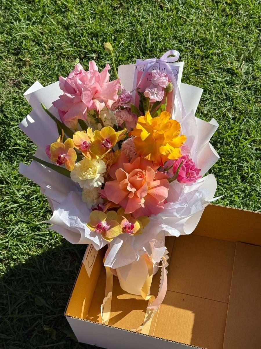 DAILY BLOOMS - GIA STUDIO