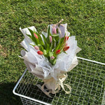 TULIPS EN MASSE - GIA STUDIO