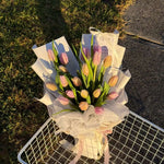 TULIPS EN MASSE - GIA STUDIO