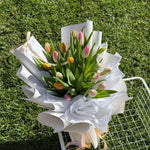 TULIPS EN MASSE - GIA STUDIO